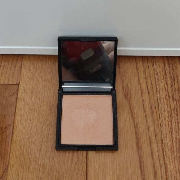 Cargo Other - Cargo HD Picture Perfect Highlighter in Bronze